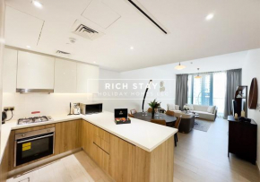 Alluring 2BR at LIV Residences in Dubai Marina by Rich Stay
